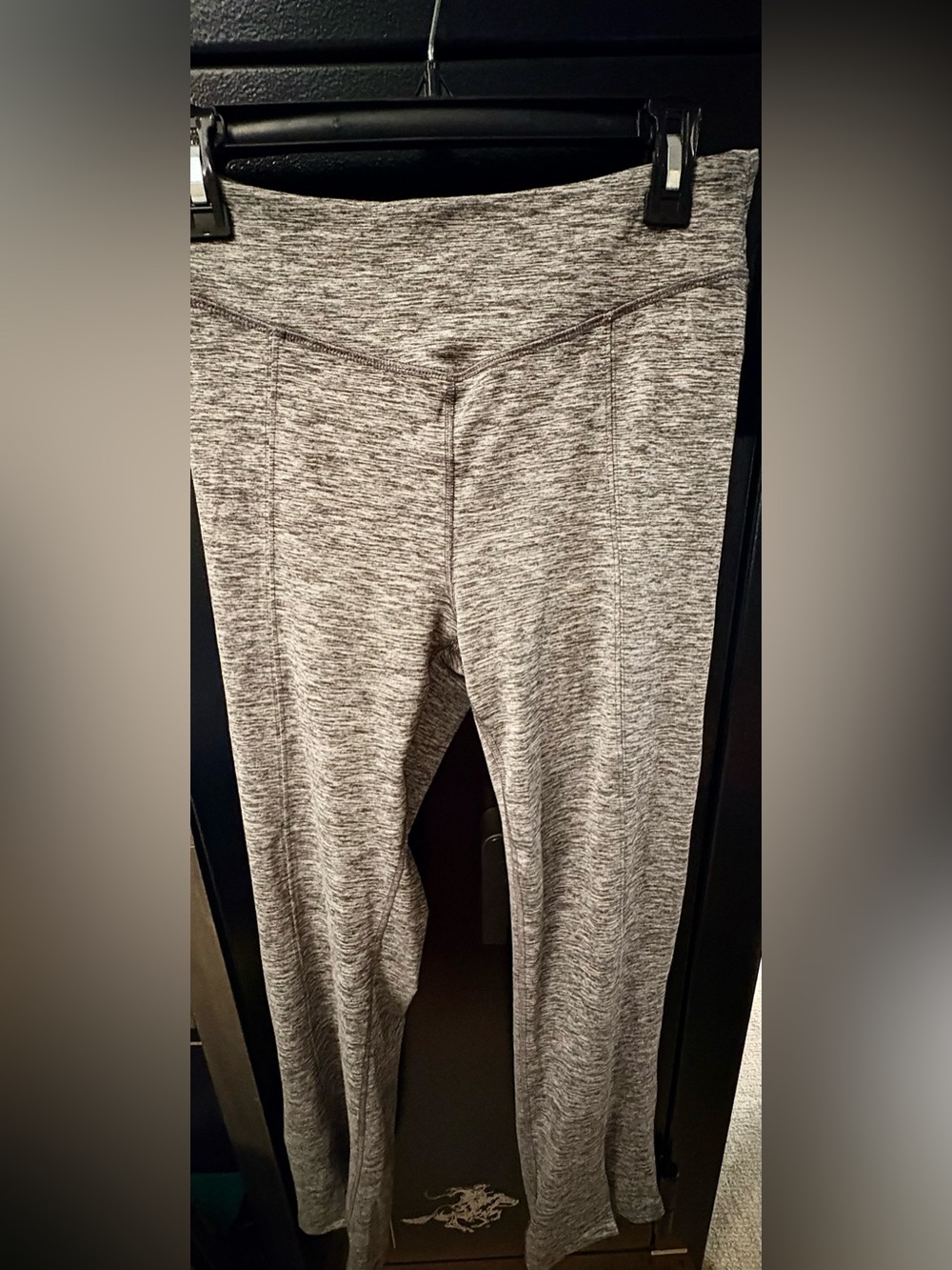 Women’s athletic pants
